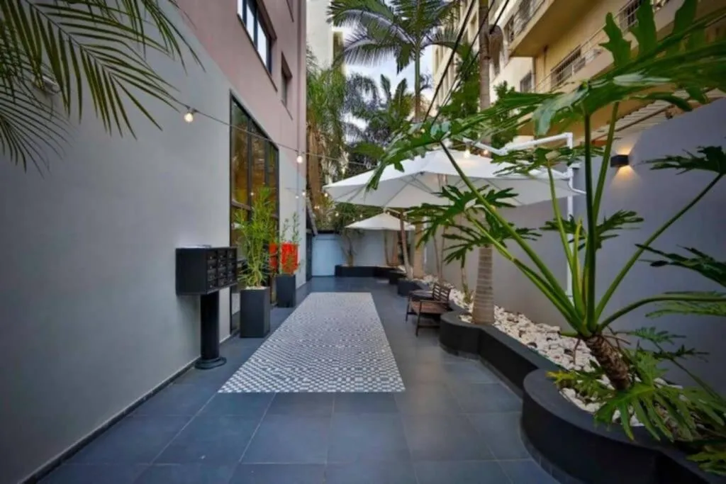 Image 5 of 2Bedroom Suite with balcony and shelter Shenkin Hotel