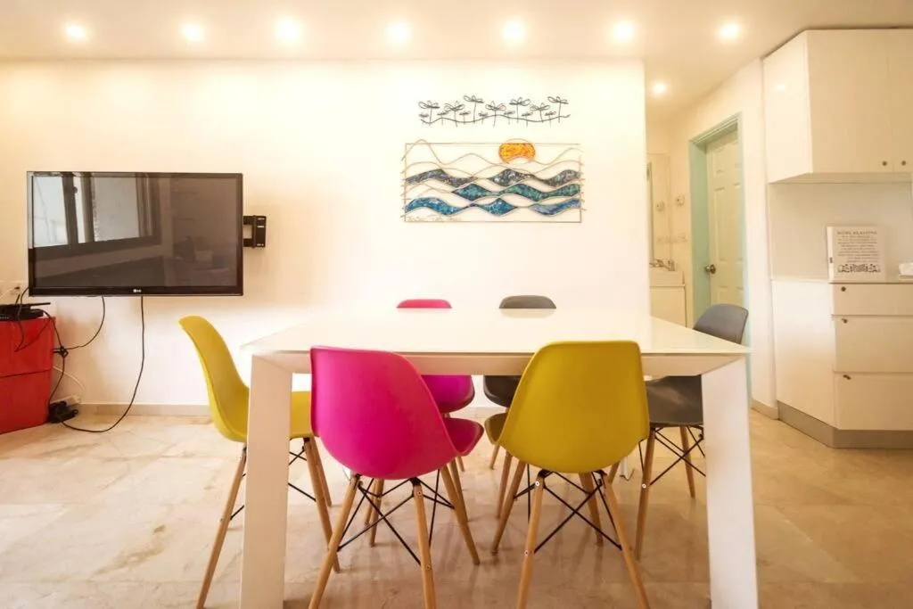 Image of 2 bedrooms close to the Hilton