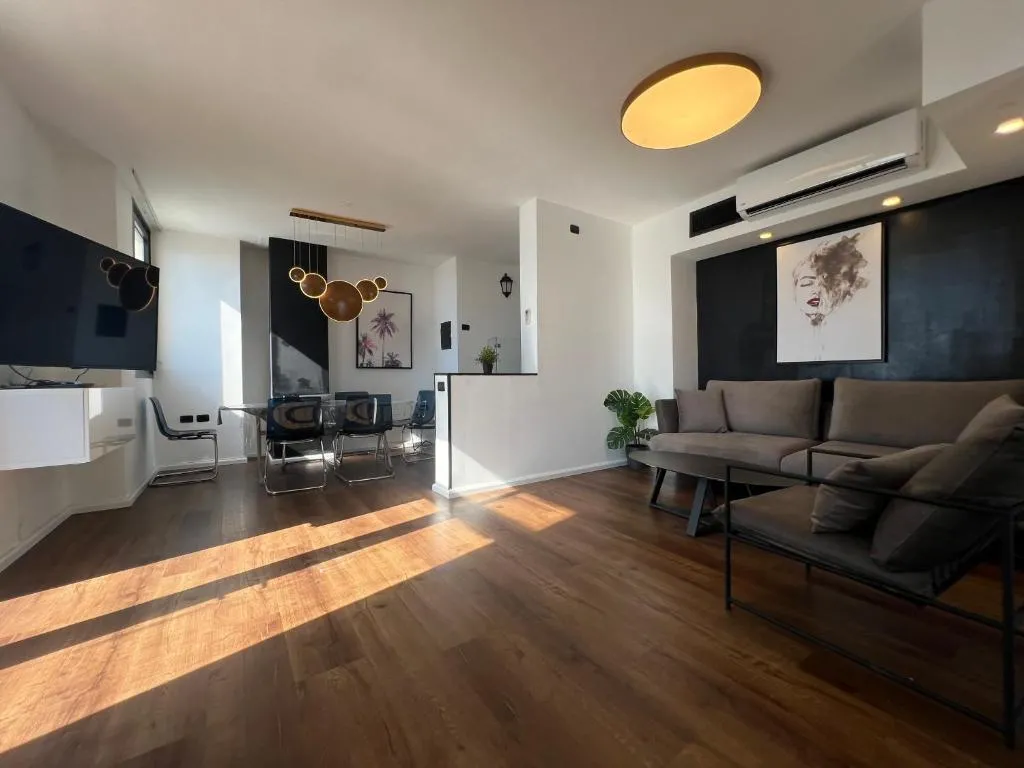 Image of 3Bedrooms Suite With Balcony and shelter Yarkon15