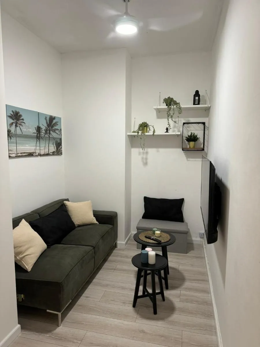 Image 2 of 3 rooms apartment on the beach