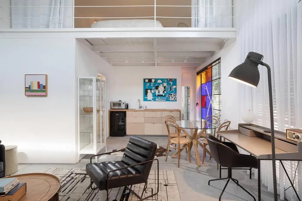 Image 3 of A Bauhaus Gem – Prime Location