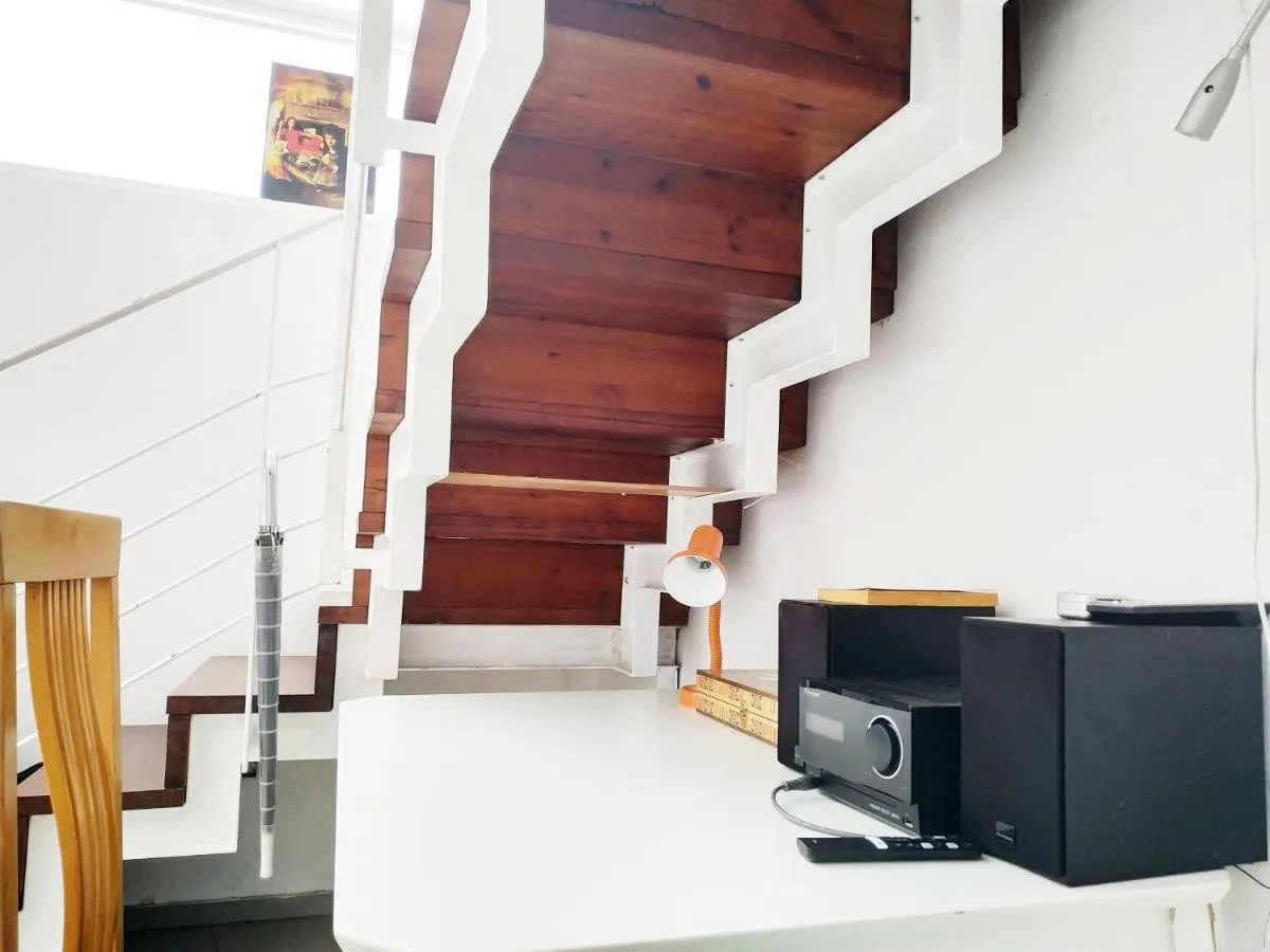 Image 3 of AirTLV – Centrally Located Studio With Gallery