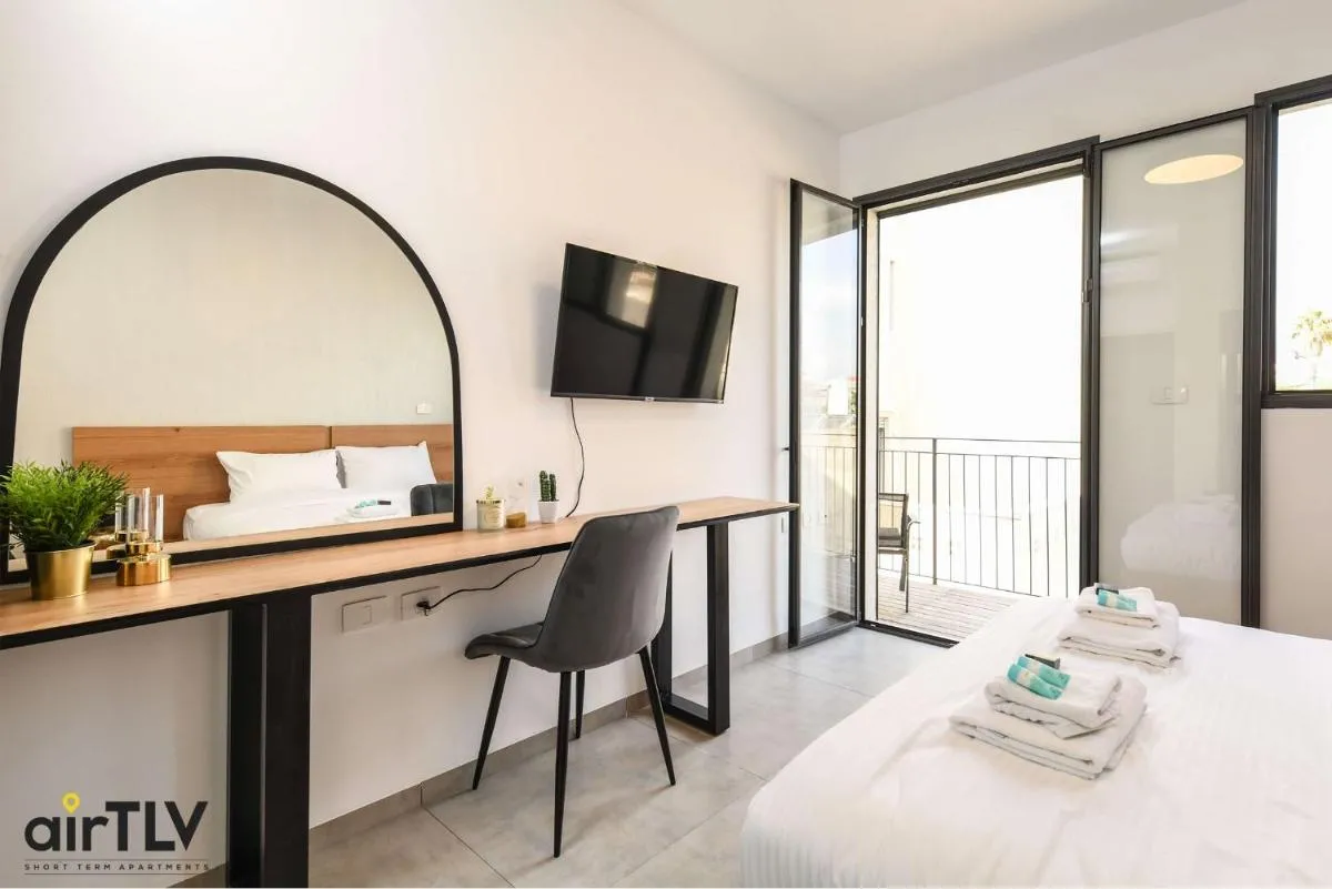 Image 3 of AirTLV – Deluxe Jaffa Apartments