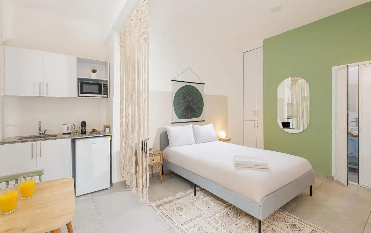 Image 1 of Beach Cozy Studio