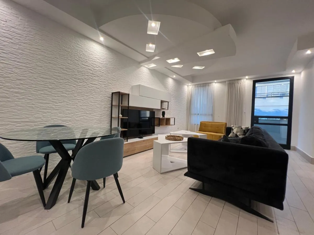 Image 2 of Bedroom Suite with Balcony and shelter Shenkin Hotel2