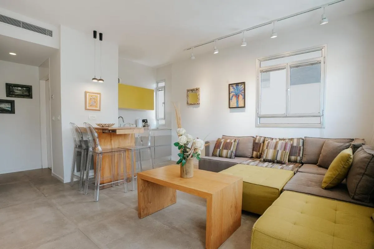 Image 2 of Ben Yehuda 200 Residence