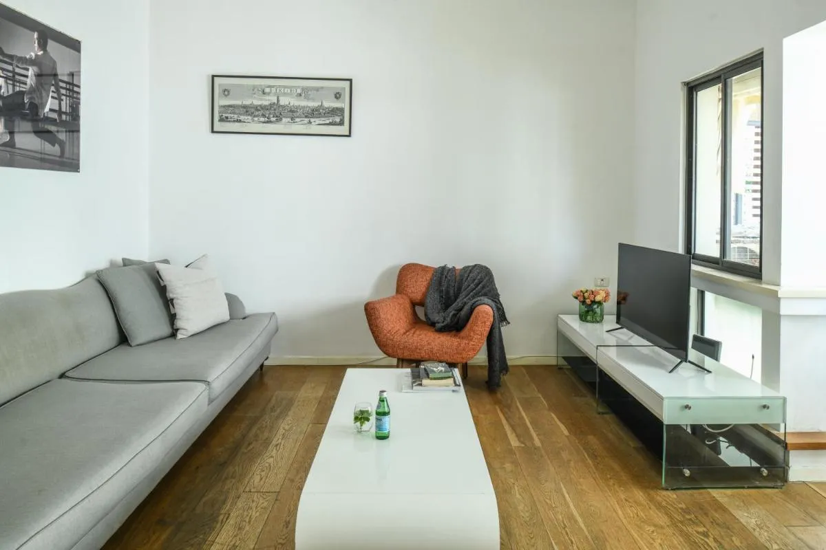 Image 3 of Bright 1BR Apt w Parquet Floor in the City by Sea N’ Rent