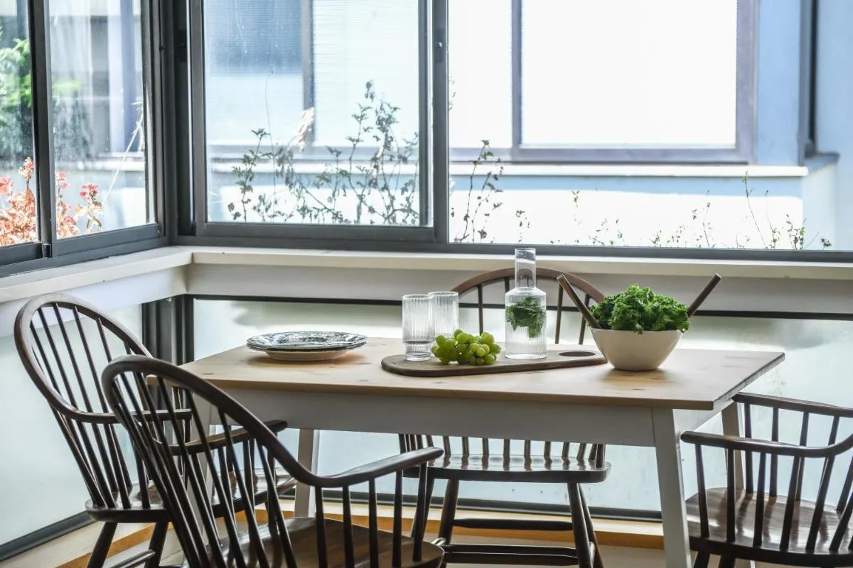 Image 2 of Bright 1BR Apt w Parquet Floor in the City by Sea N’ Rent