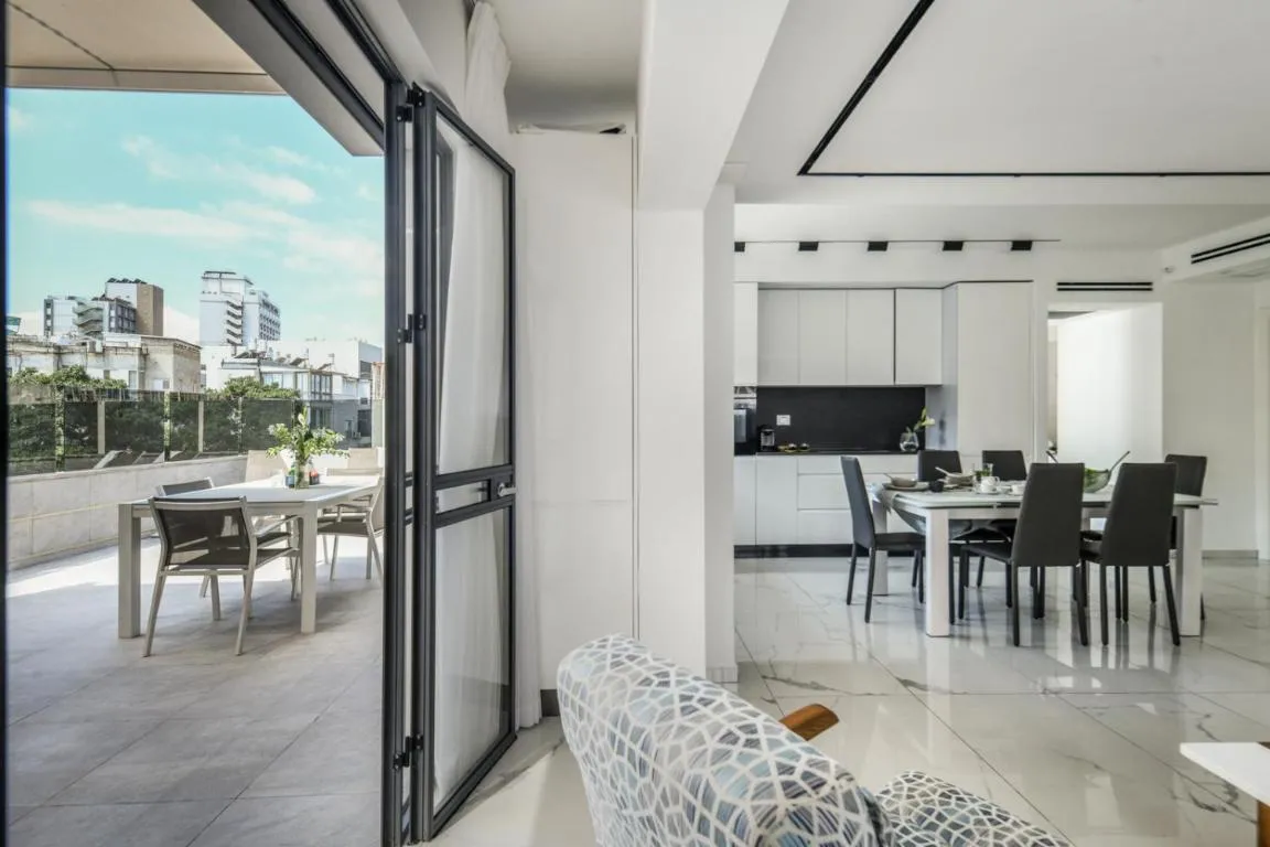 Image of Bright & Modern 2BR Apt with Spacious Terrace 5-min from Beach by Sea N’ Rent