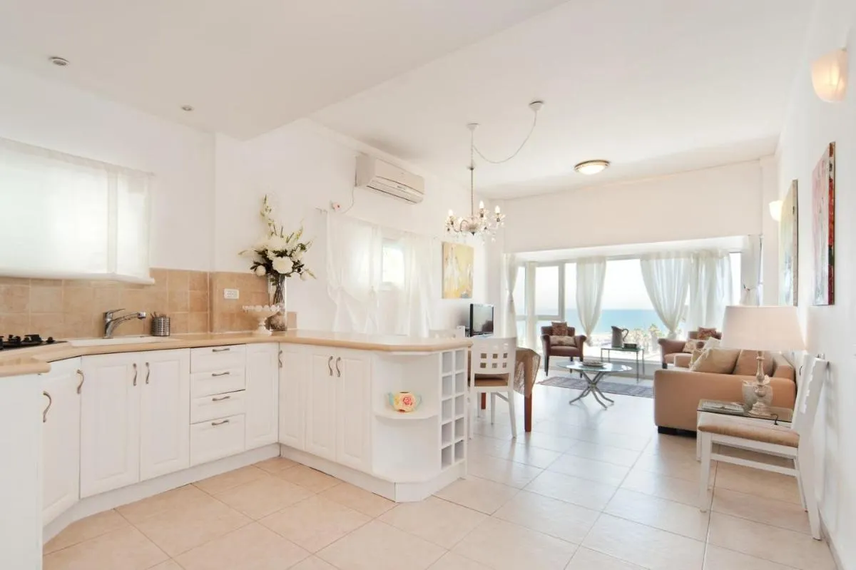 Image 5 of Bright and Charming 1BR Apt w Sea Views Near Shore with Shelter by Sea N’ Rent