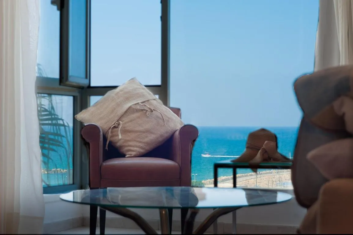 Image of Bright and Charming 1BR Apt w Sea Views Near Shore with Shelter by Sea N’ Rent