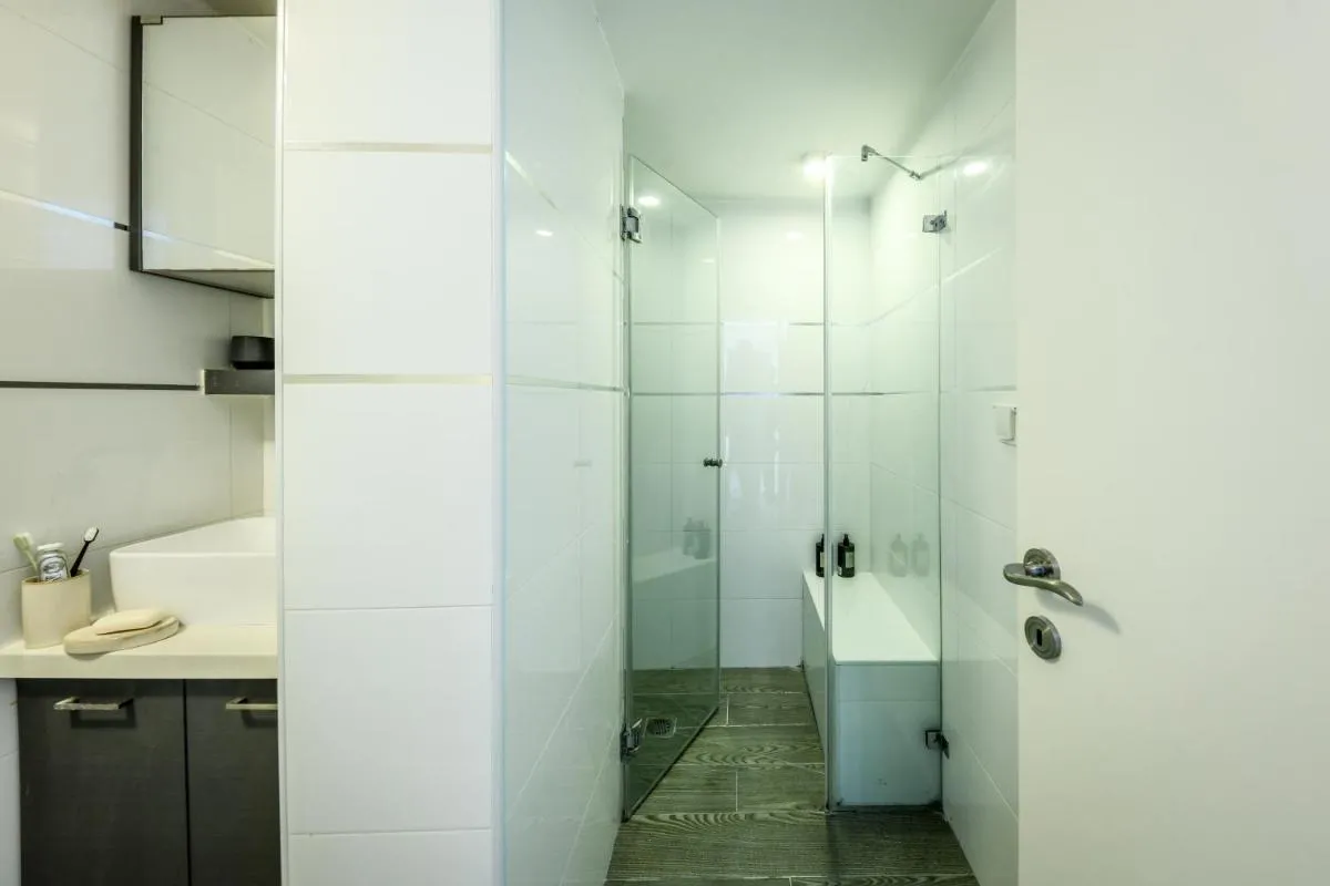 Image 6 of Charming 1 BR Apt w Sliding Window in Tel Aviv and Shelter by Sea N’ Rent