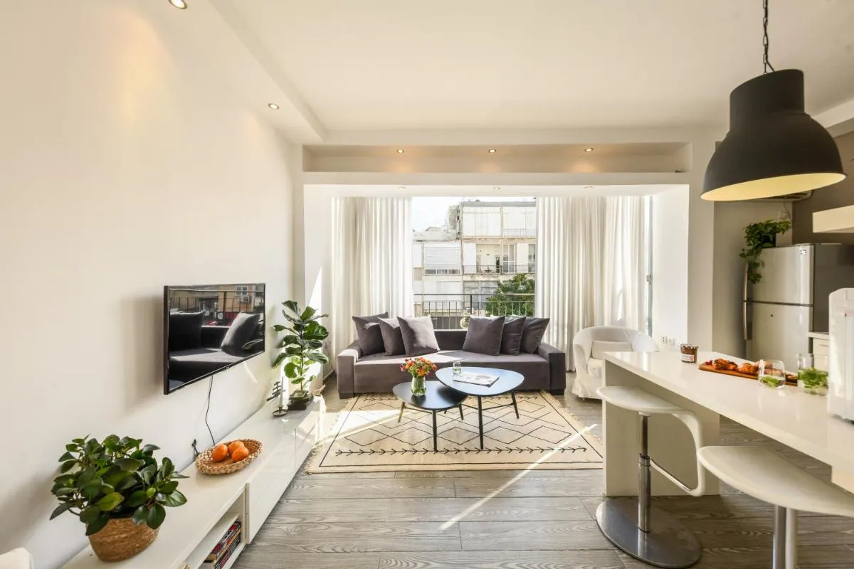 Image 2 of Charming 1 BR Apt w Sliding Window in Tel Aviv and Shelter by Sea N’ Rent