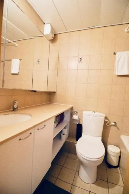 Image 3 of Chic apartment! city center