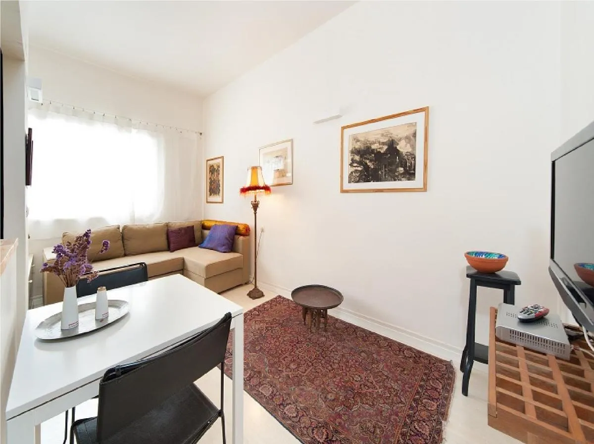 Image 6 of Cozy 1 BR Apt Only a 5 Minute Walk from the Beach with Shelter by Sea N’ Rent