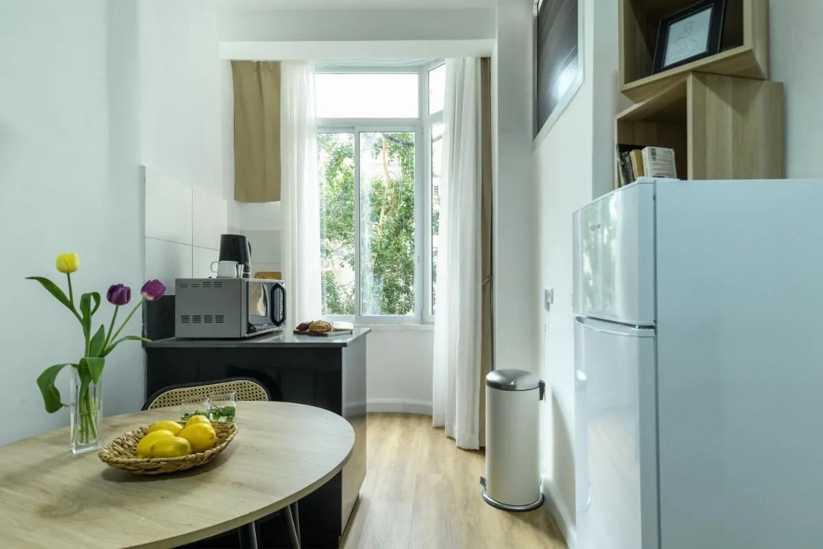 Image 4 of Cozy 1BR Studio Apartment in Heart of Tel Aviv with Shelter by Sea N’ Rent