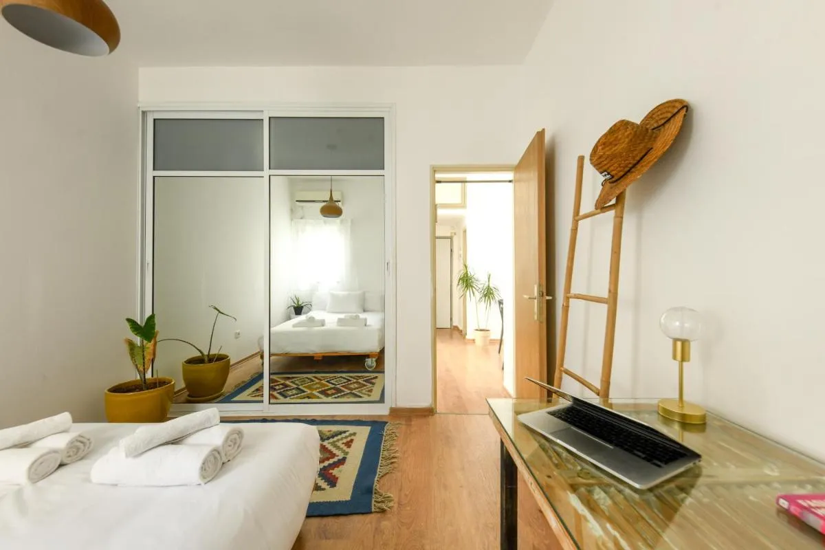 Image 6 of Cozy 2BR Apt w Green Oasis a 3 Min Walk from Beach and Shelter by Sea N’ Rent