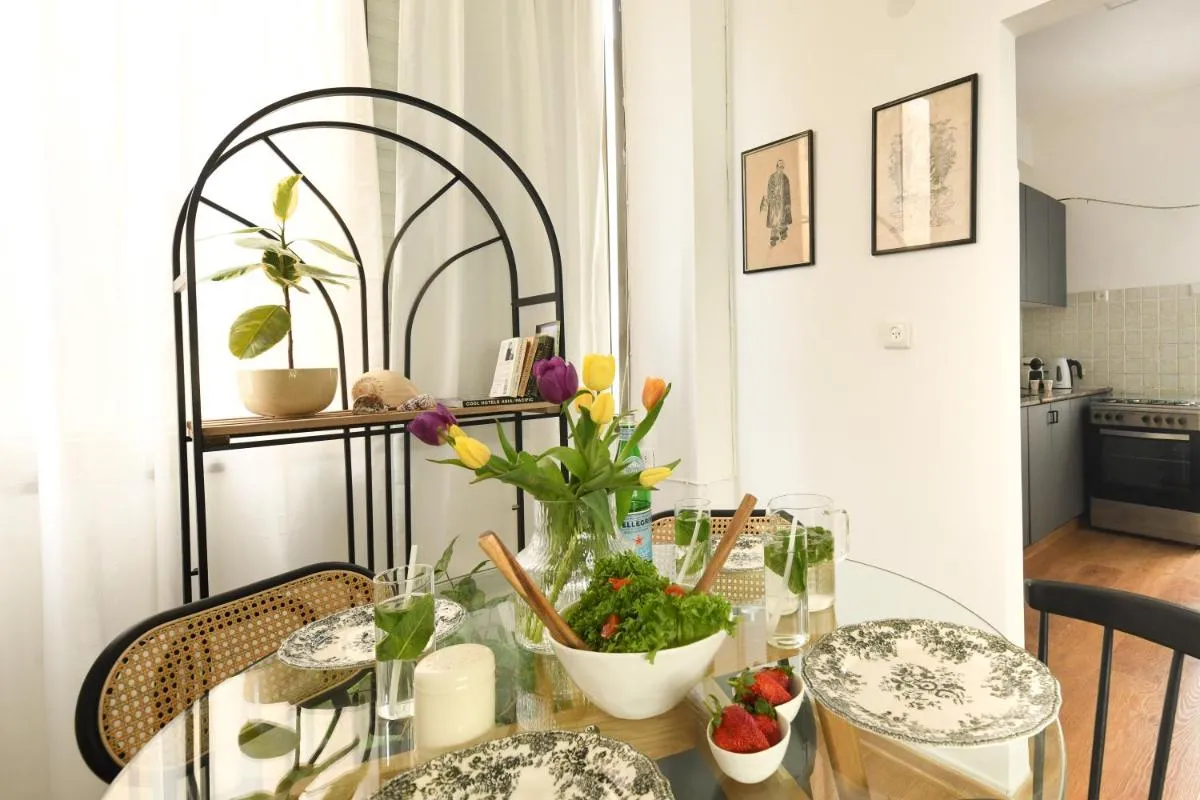 Image 4 of Cozy 2BR Apt w Green Oasis a 3 Min Walk from Beach and Shelter by Sea N’ Rent