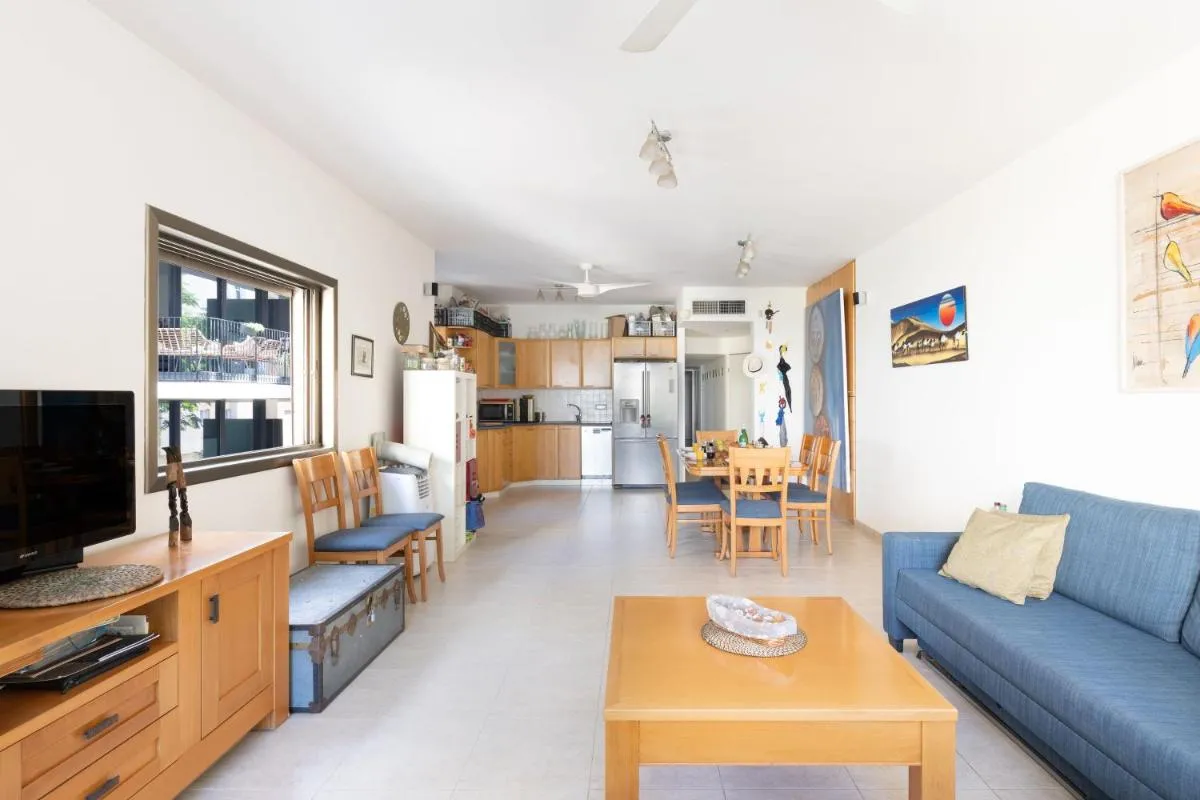 Image 4 of Cozy 3BR Apt w Big Windows 5 Min Walk From Beach with Shelter by Sea N’ Rent