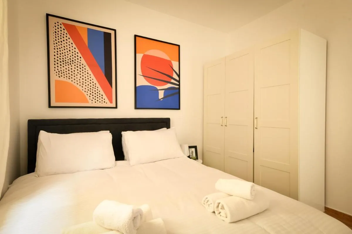Image 5 of Cozy Apt with Mamad 4-min from the Beach by Sea N’ Rent