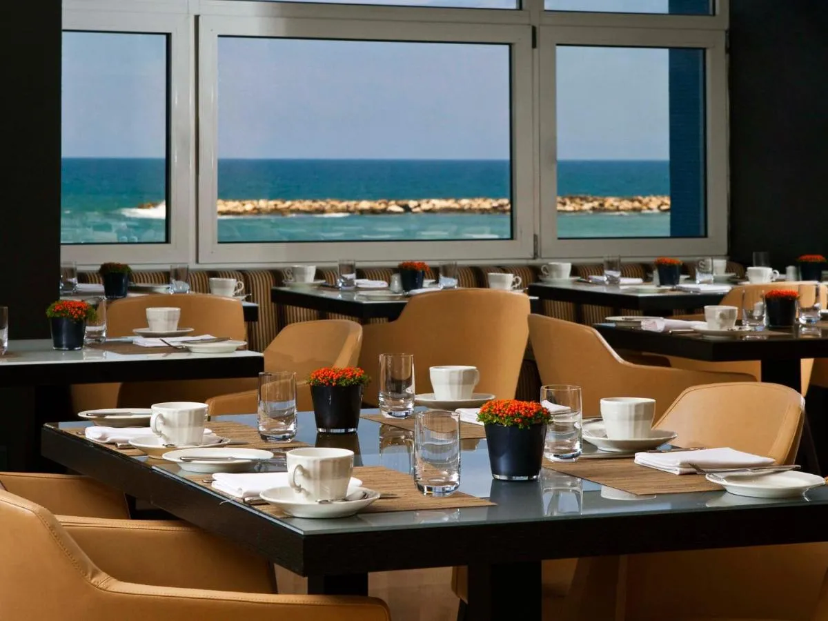 Image 4 of Dan Tel Aviv Hotel