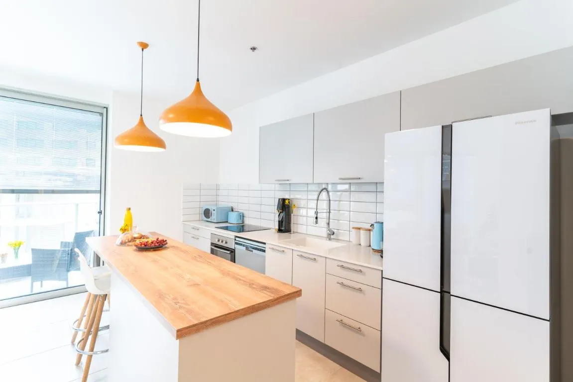 Image of Deluxe Apartment in Top Tel Aviv Neighbourhood with Mamad by Sea N’ Rent