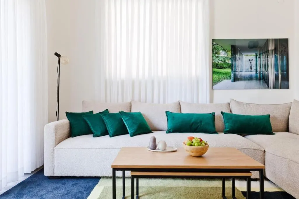 Image of Designed 2BR apartment over Dizengoff square – Panoramic View