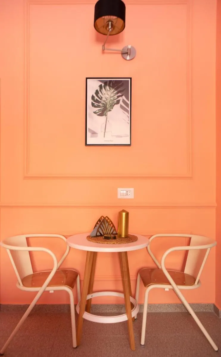 Image 6 of Glamorous Pink Pearl Studio/Beach/Parking/Netflix