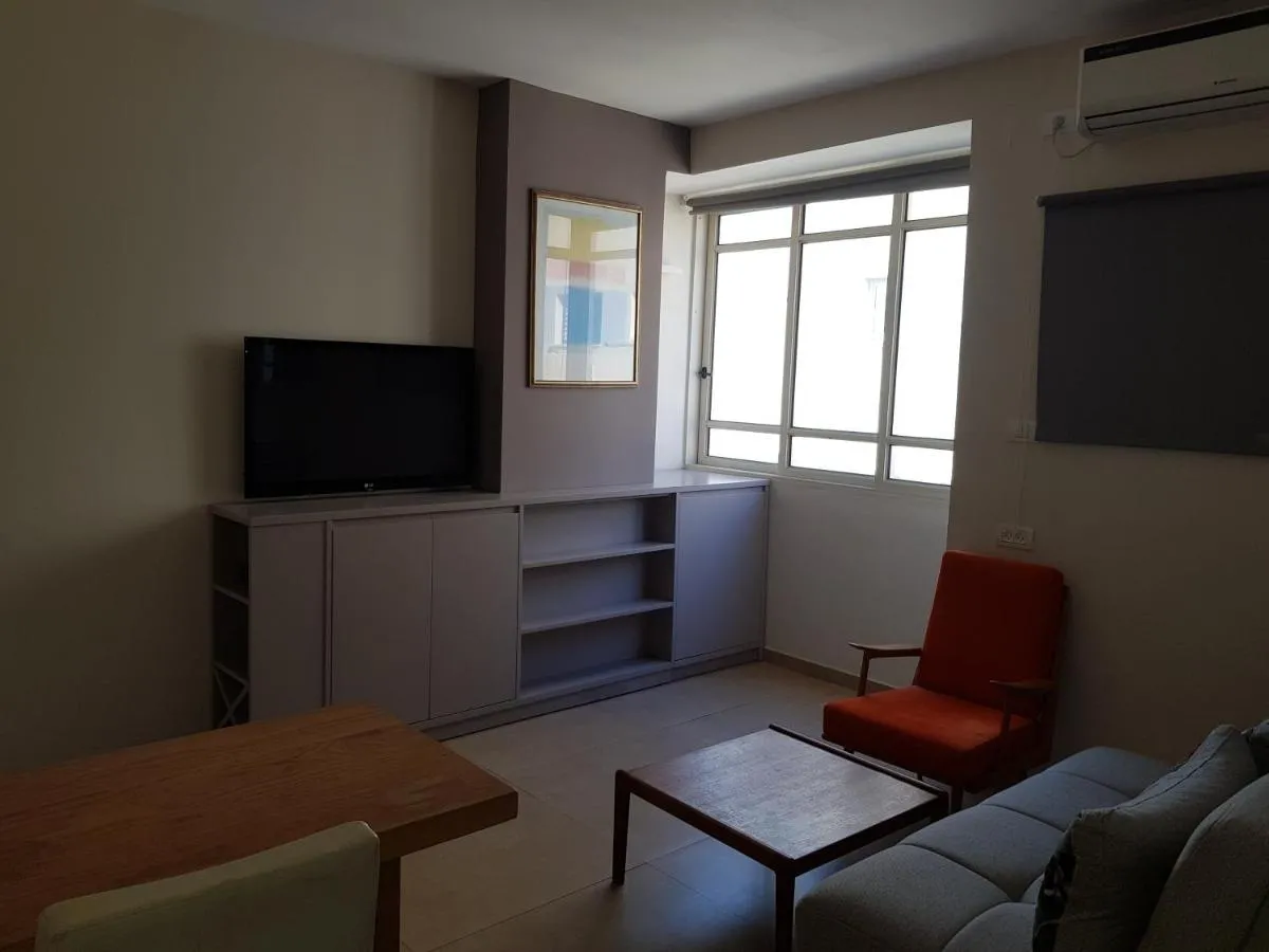 Image 4 of HaYarkon Street Apartment