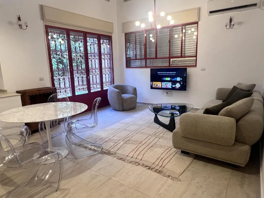 Image of High End Renovated Duplex near Carmel Market by FeeHome