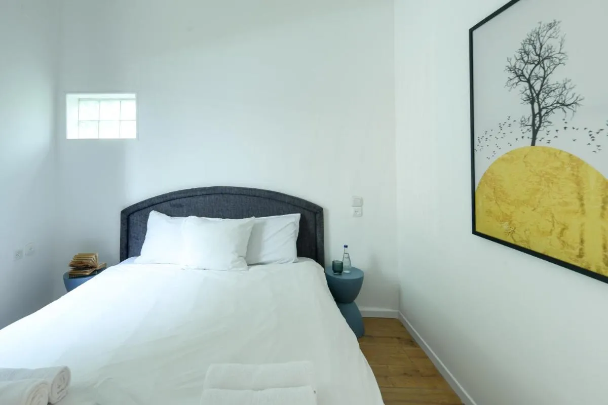 Image 2 of Homey & Spacious 2BR Apt in the Heart of Tel-Aviv by Sea N’ Rent