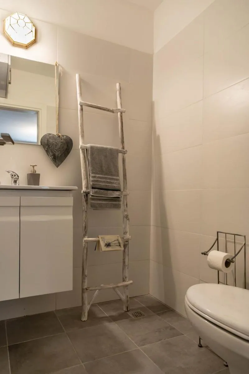 Image 3 of Inspirational Apartment