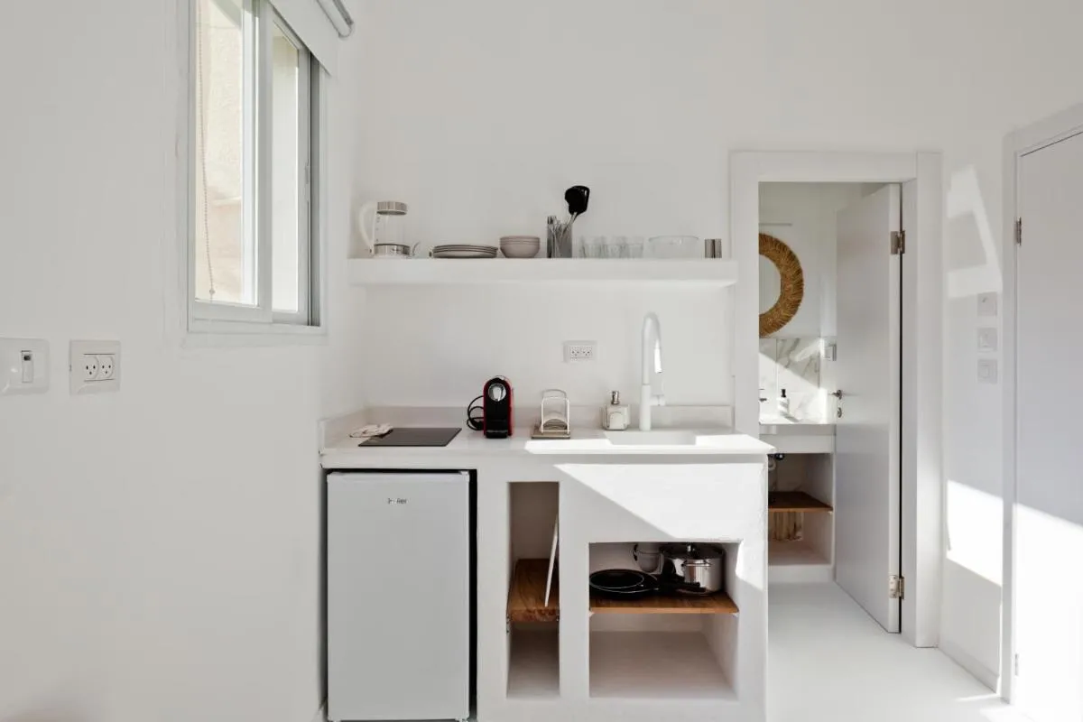 Image 2 of Isla apartment’s
