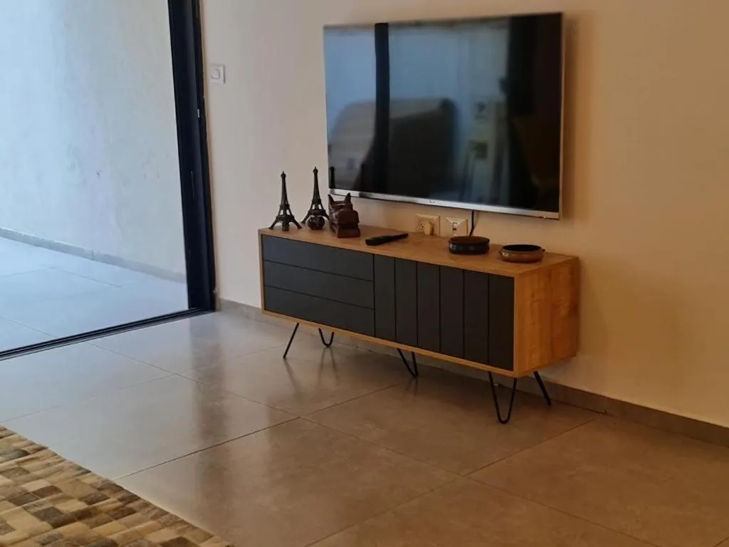 Image 1 of Lovely garden Flat in Tel Aviv