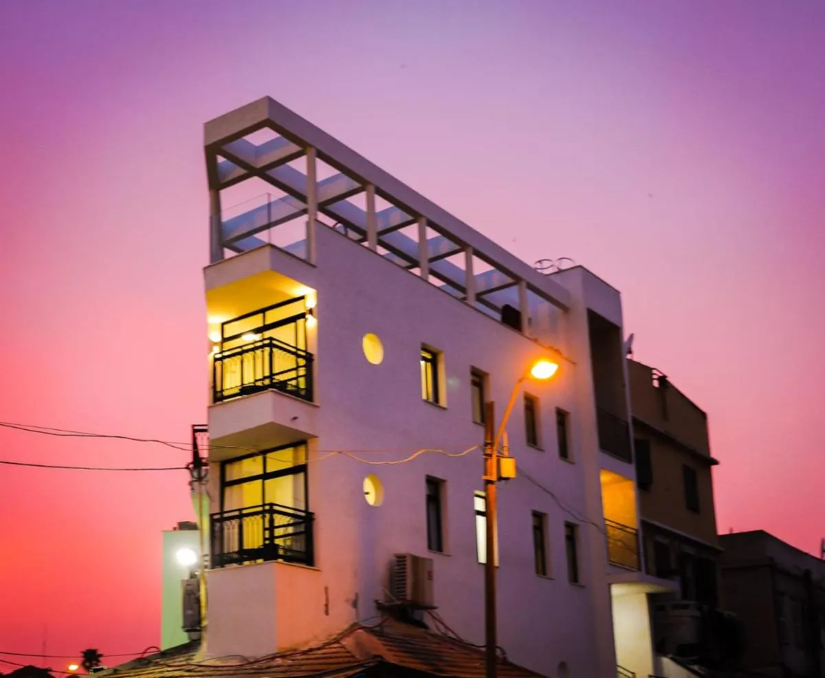 Image 2 of Luxurious Penthouse in Tel Aviv with Pool