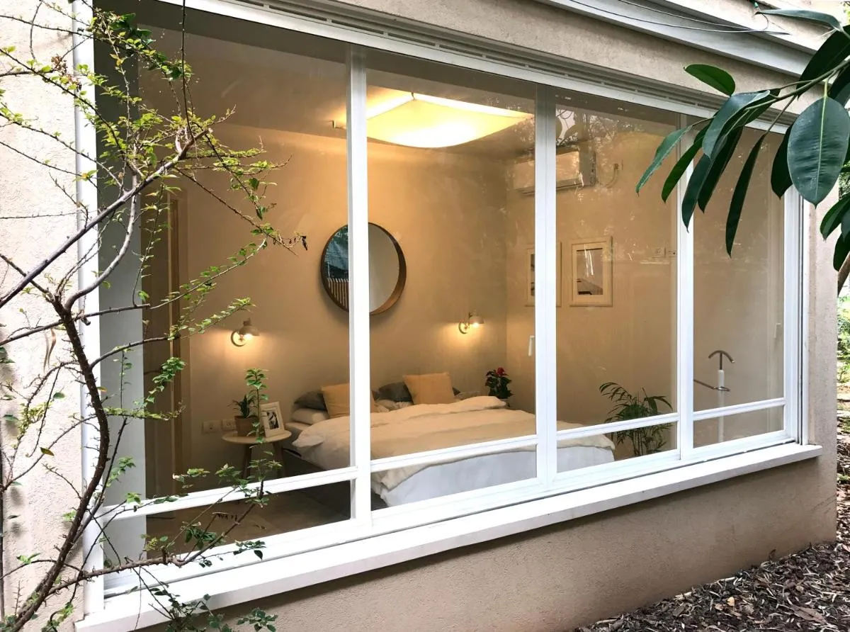 Image 2 of Luxurious by the Beach Apartment with Garden