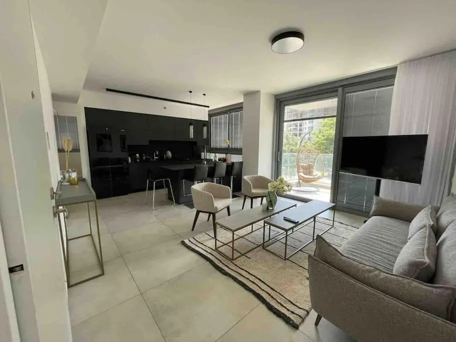 Image 4 of Luxury Beach Facing Balcony Appartment