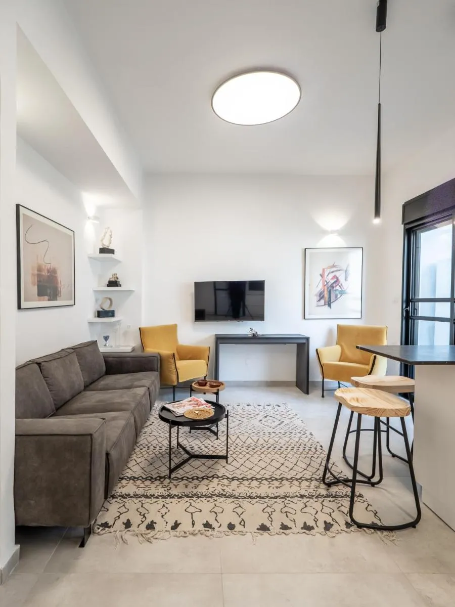 Image 4 of Luxury & Chic 2 Master BR – 2 Balconies – TLV Center!