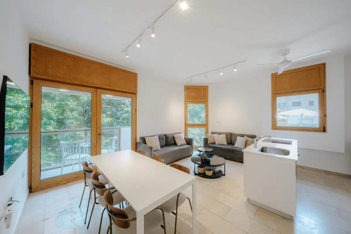 Image 3 of Meir Dizengoff Residence with Shelter