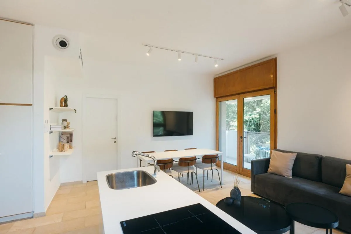 Image 4 of Meir Dizengoff Residence with Shelter