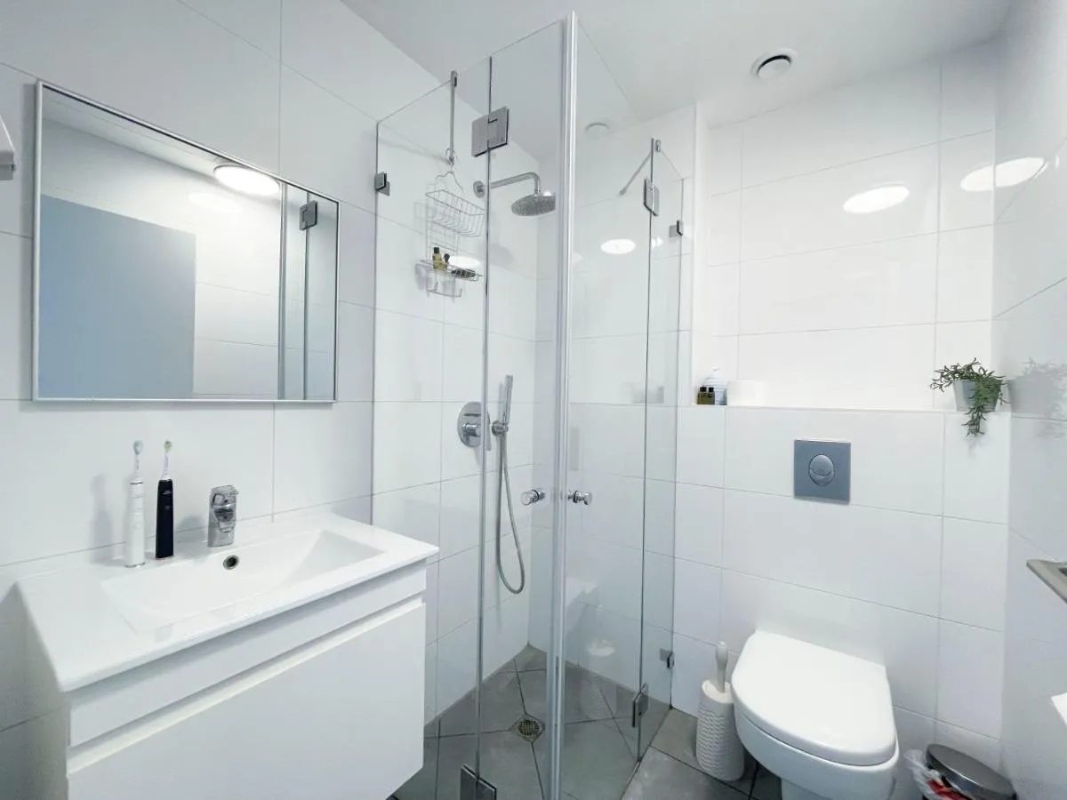 Image 2 of Midtown Tel Aviv Luxury Apartment
