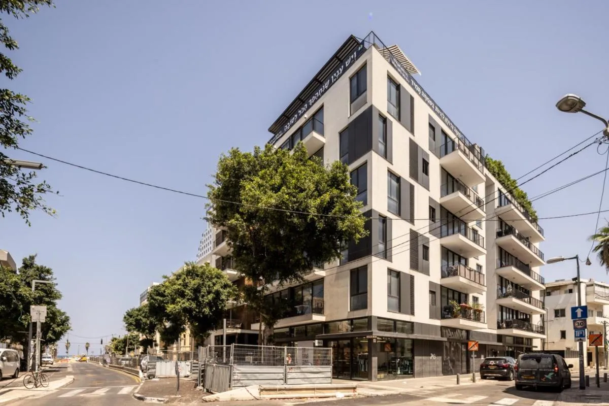 Image 5 of Modern Cozy Dream Apartment with Mamad by Sea N Rent