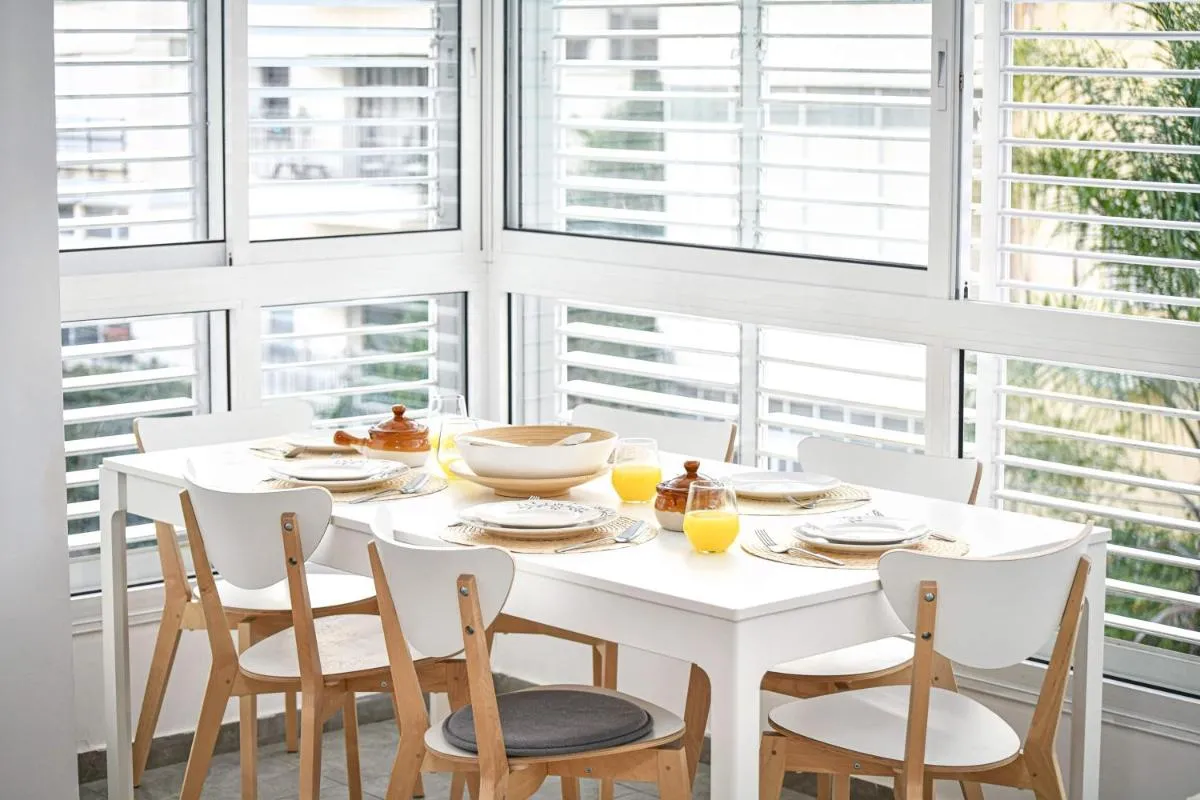 Image 1 of Quiet Street in a Super Central Location Classic Apartment with Shelter by Sea N’ Rent