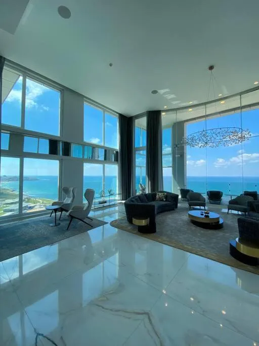 Image 6 of Royal Beach Hotel – Blue Lagoon