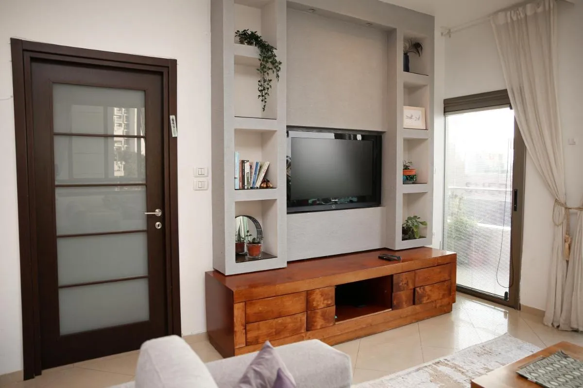 Image 4 of Sea View Apartment Prime Location On The Beach