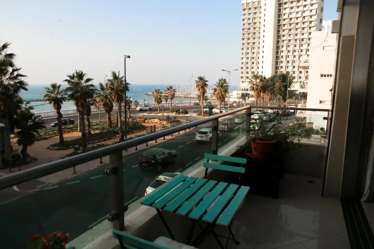 Image 5 of Sea View Apartment Prime Location On The Beach