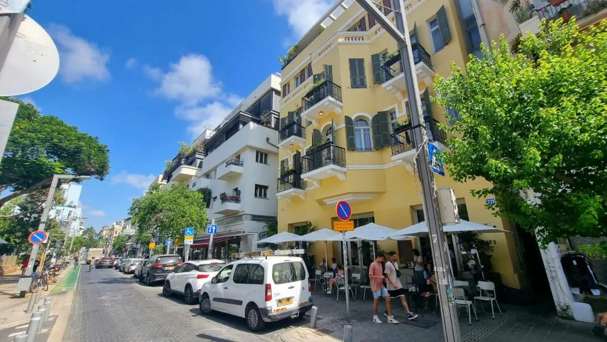 Image 5 of Shenkin corner