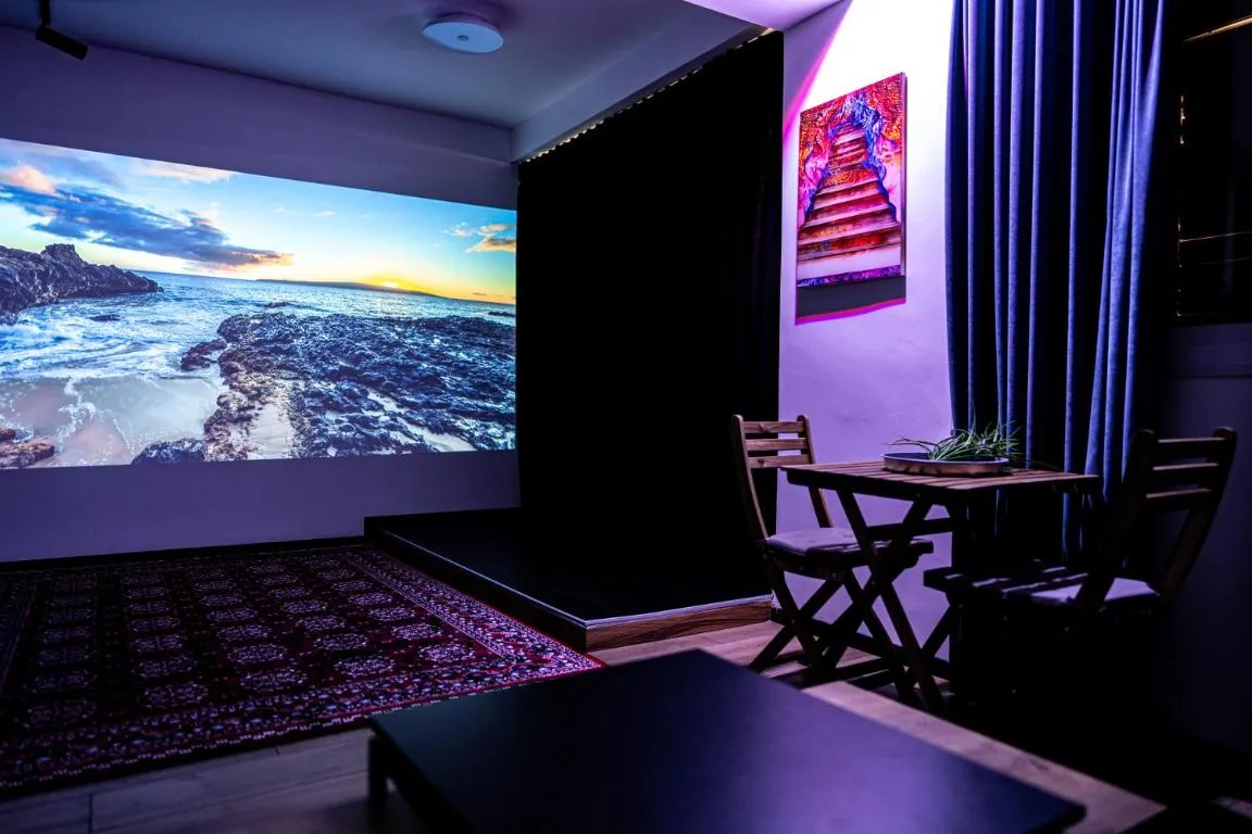 Image of Shlomi’s Work of Art – Cinema, Hamam & Garden Patio in Tel Aviv