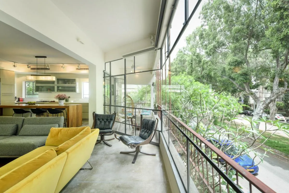 Image 3 of Spacious & Green 3BR Apt w Balcony in City Center with Shelter by Sea N’ Rent
