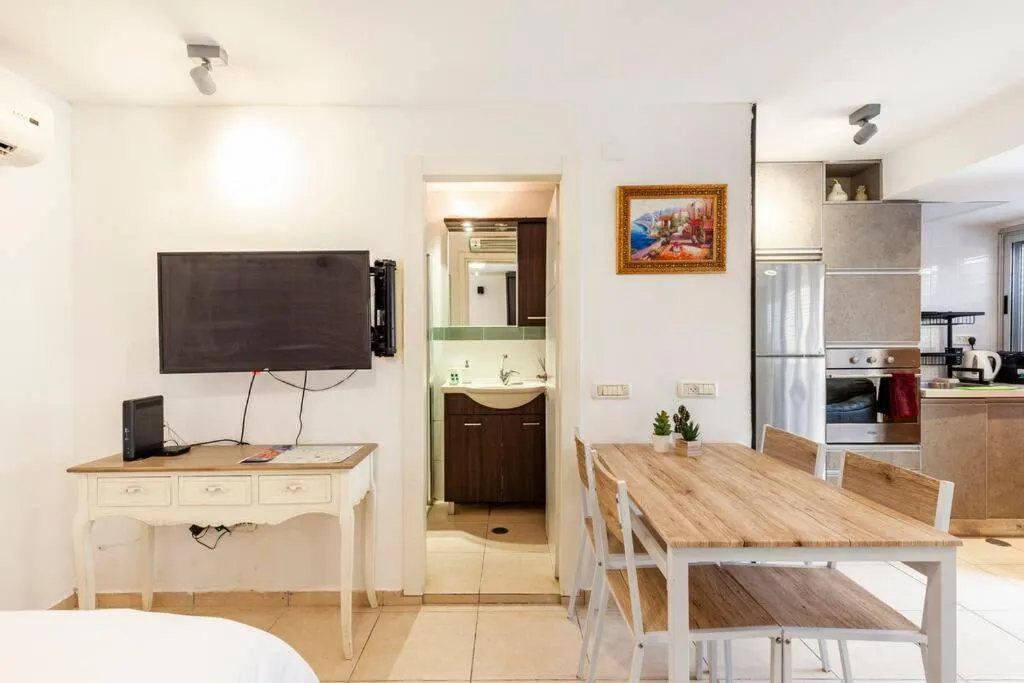 Image 2 of Studio with garden, 5 min walk to the sea